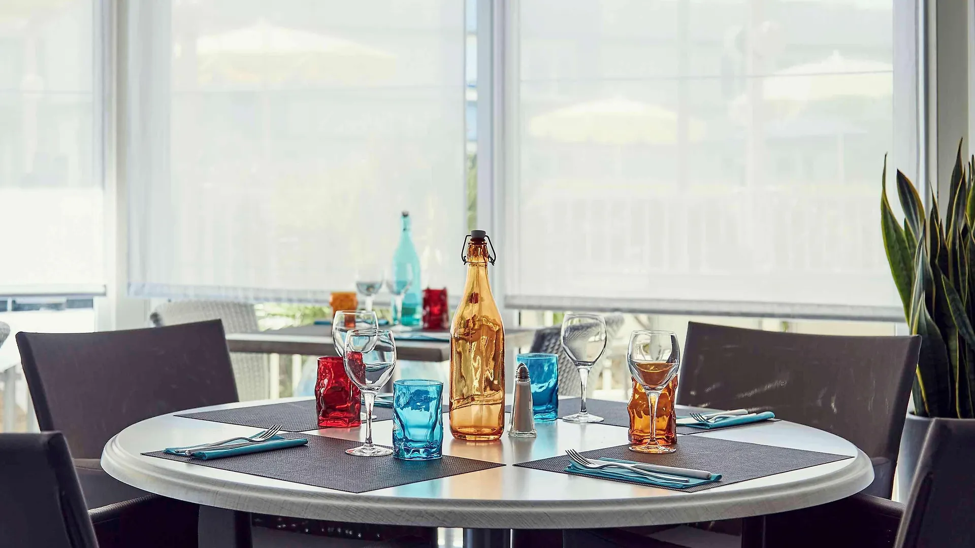 Ibis Styles Marseille Aeroport Hotel Vitrolles  3*, Vitrolles (Bouches-du-Rhone)
