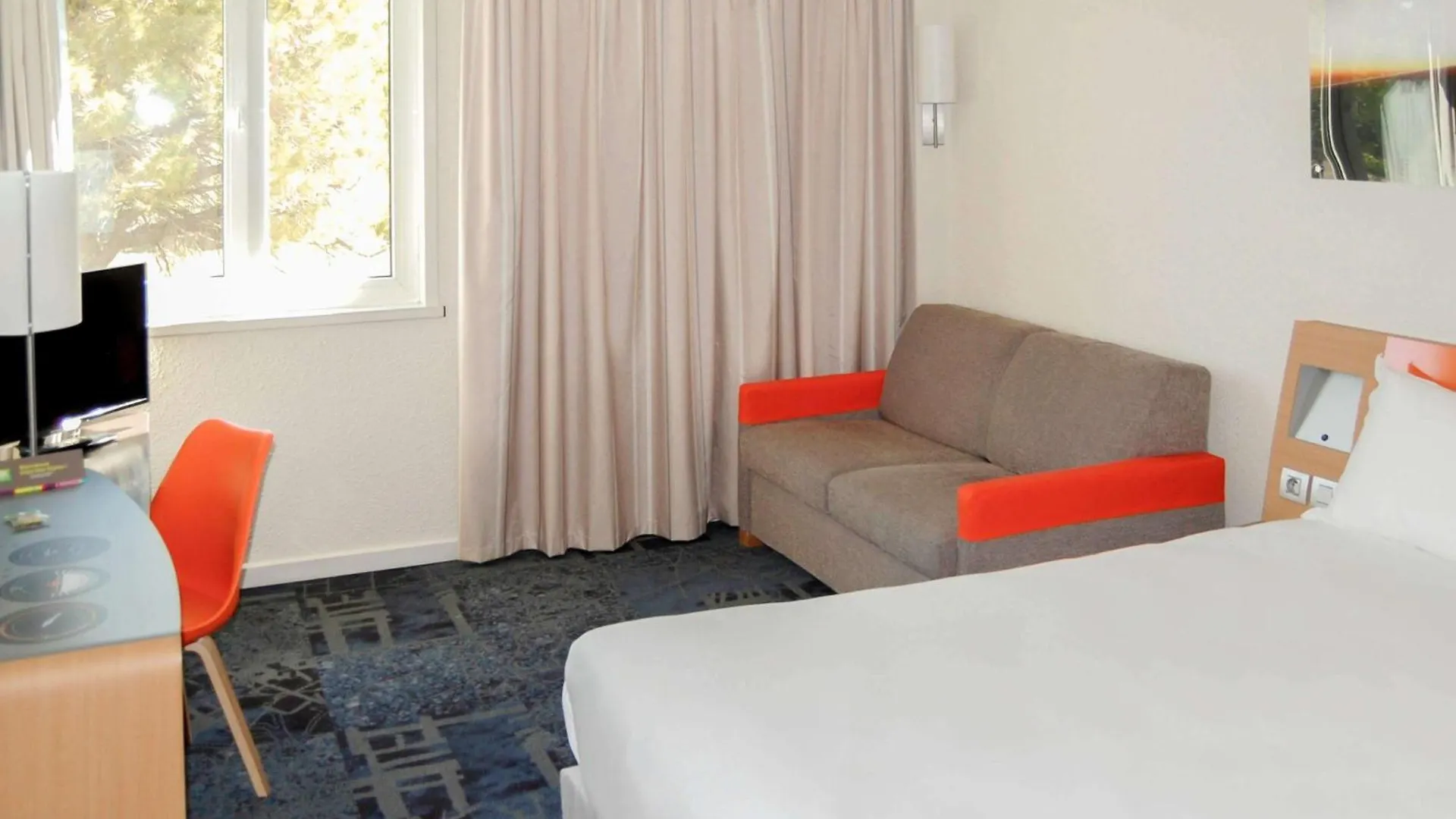 Ibis Styles Marseille Aeroport Hotel Vitrolles