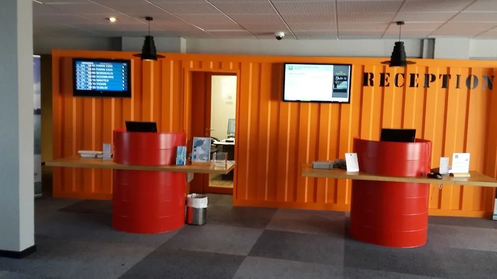 Hotel Ibis Styles Marseille Aeroport Vitrolles